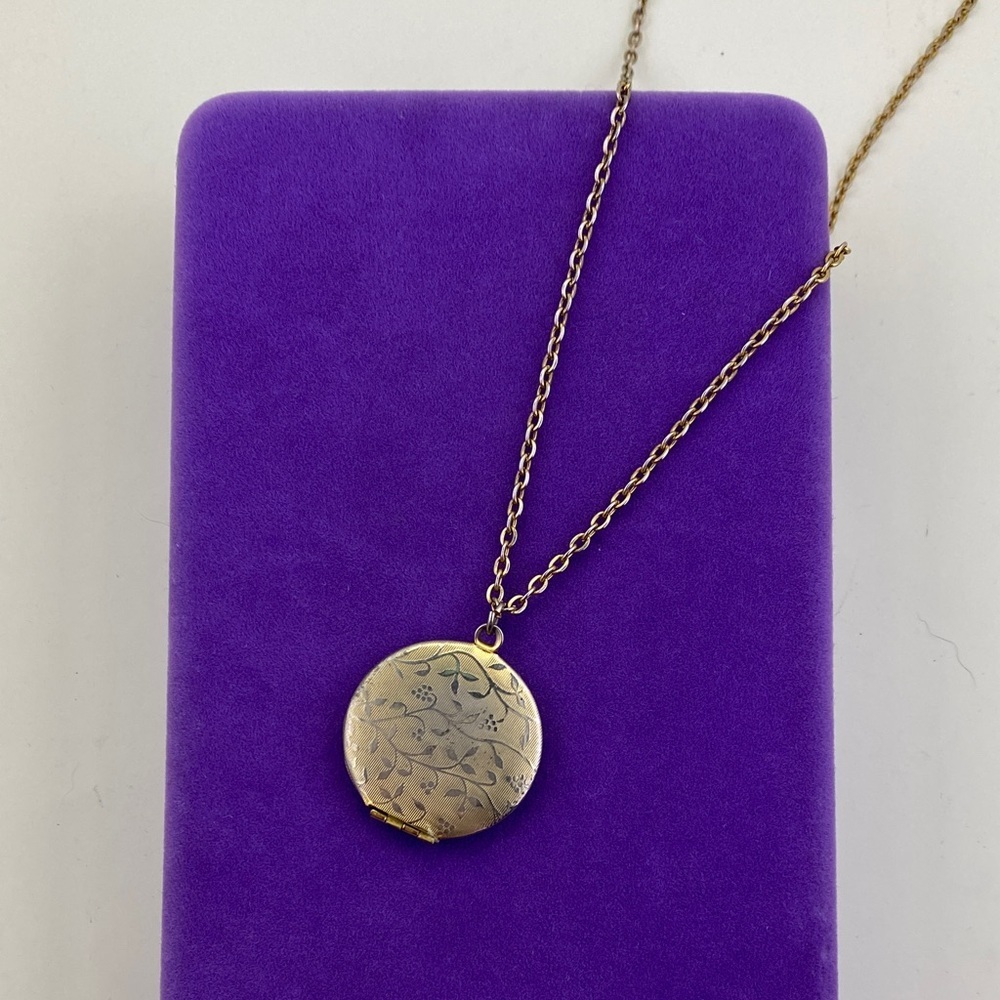 💛 Vintage Gold Plates Floral Locket Necklace | Minimalist Boho Layering Piece